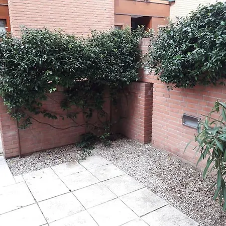 Orange Casanova - Fibre-optic Internet And Garden Apartment *